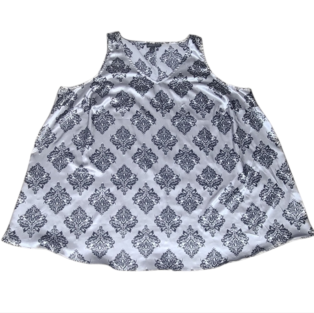 🔥Sale- Lane Bryant Black and Silver Sleeveless Top Size 18